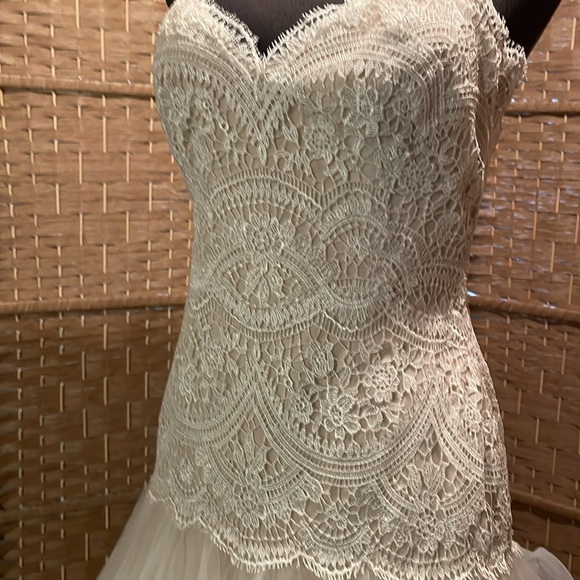 New WToo Wedding Gown Sz. 8 - Picture 3 of 9